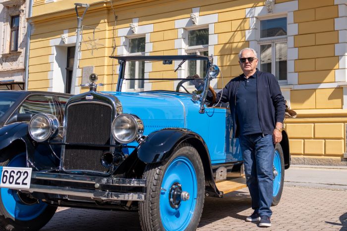 Oakland True Blue Six proslavio je svoj 100. rođendan zbog čega se nakratko vratio kući u Grad Otočac